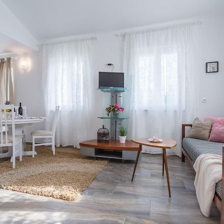 Studio Villa Ivka Baška Exteriör bild